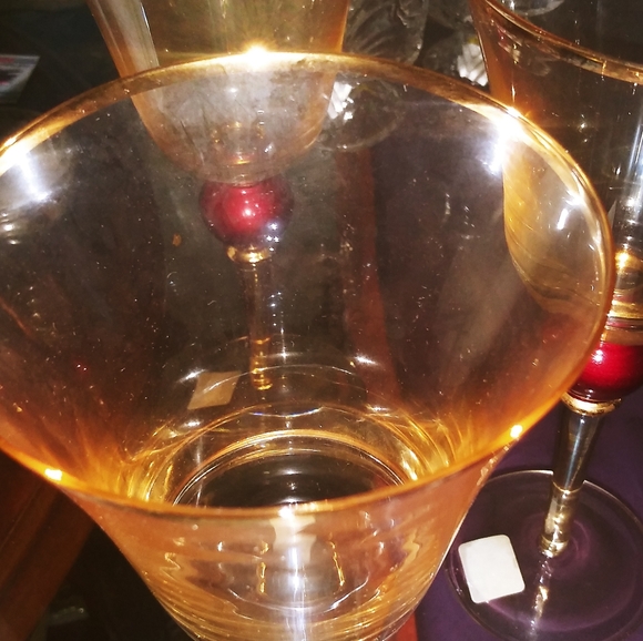 Wine Glasses - Picture 1 of 2